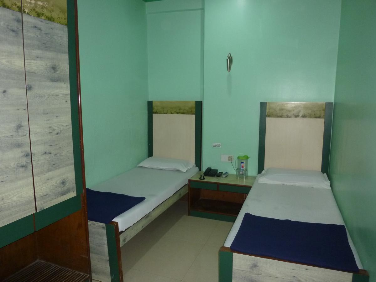 Hotel Stars Mumbai Zimmer foto